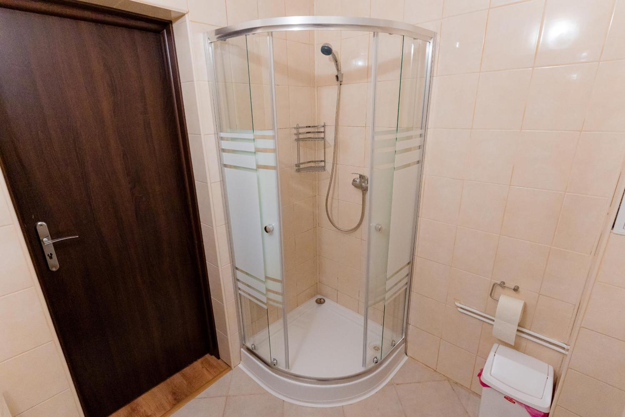 Cabana Zip Zărneşti エクステリア 写真